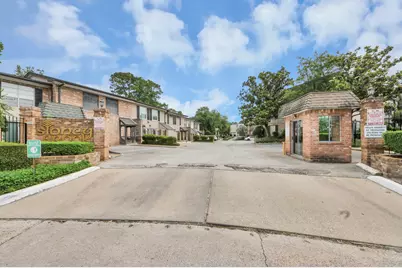 1801 Stoney Brook Drive #107, Houston, TX 77063 - Photo 35