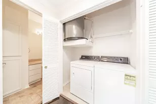 2100 Welch St, Houston, TX 77019 - Photo 15