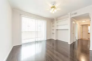 2100 Welch St, Houston, TX 77019 - Photo 9