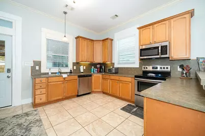 3529 Avenue S, Galveston, TX 77550 - Photo 13