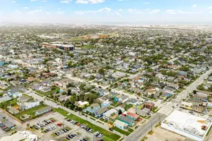 3529 Ave S, Galveston, TX 77550 - Photo 43