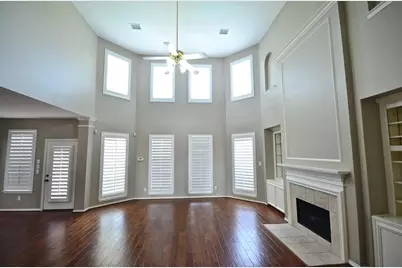 5802 Sage River Court, Sugar Land, TX 77479 - Photo 9