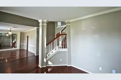 5802 Sage River Court, Sugar Land, TX 77479 - Photo 7