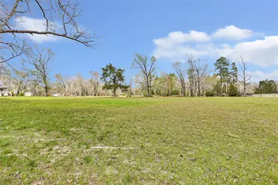 17659 E Fm 1097 Road, Willis, TX 77378 - Photo 21