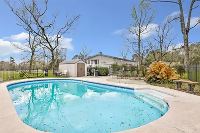 17659 E Fm 1097 Road, Willis, TX 77378 - Photo 5