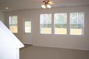 135 Gallery Cove Ct, The Woodlands, TX 77382 - Photo 3