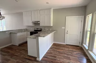 1147 Baja St, Montgomery, TX 77356 - Photo 5
