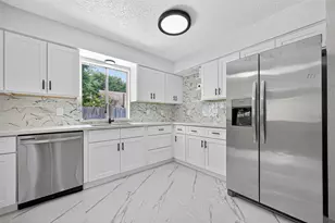 15934 Tumbling Rapids Dr, Houston, TX 77084 - Photo 9