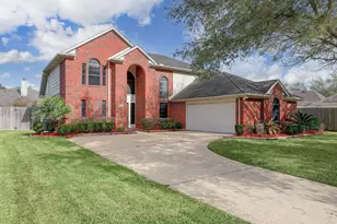 3126 Pebble Bay Dr, League City, TX 77573 - Photo 1