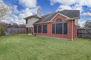 3126 Pebble Bay Dr, League City, TX 77573 - Photo 33