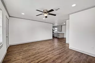 1200 Cypress St, Baytown, TX 77520 - Photo 11