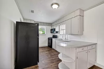 1200 Cypress Street, Baytown, TX 77520 - Photo 13