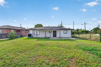 1200 Cypress Street, Baytown, TX 77520 - Photo 29