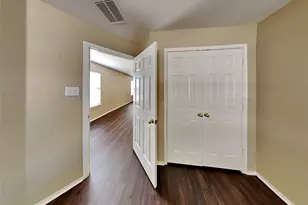 6815 Baron Gate Ct, Spring, TX 77379 - Photo 13