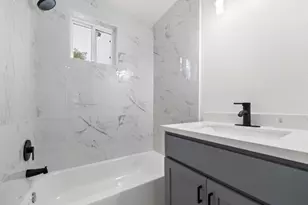 3521 McIlhenny St, Houston, TX 77004 - Photo 5