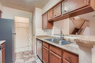 3100 Jeanetta Street #602, Houston, TX 77063 - Photo 11