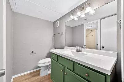 7313 Gulf Freeway #814, Houston, TX 77017 - Photo 19