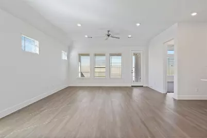 1524 Apache Heights Dr, Dayton, TX 77535 - Photo 5