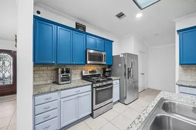 2922 Isla Gorge Court, Katy, TX 77494 - Photo 7