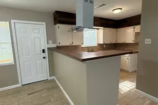 7225 Hummingbird Ln, Texas City, TX 77591 - Photo 7