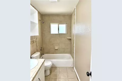 7225 Hummingbird Lane, Texas City, TX 77591 - Photo 21