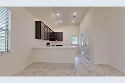 10434 Astor Point Trl, Tomball, TX 77375 - Photo 15