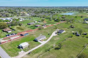 20006 Sanchez Rd, Alvin, TX 77511 - Photo 19