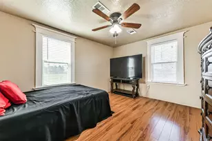 20006 Sanchez Rd, Alvin, TX 77511 - Photo 11