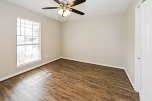 1810 Runaway Scrape Ct, Richmond, TX 77406 - Photo 11