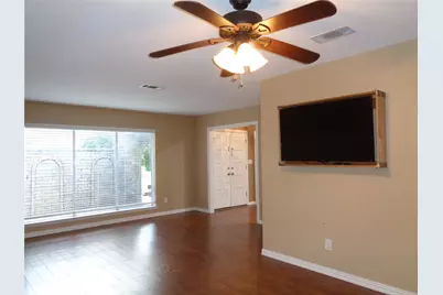1401 22nd Avenue N, Texas City, TX 77590 - Photo 13