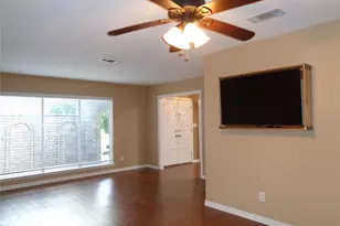 1401 22nd Ave N, Texas City, TX 77590 - Photo 13
