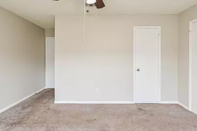 4927 Kilkenny Drive, Houston, TX 77048 - Photo 13