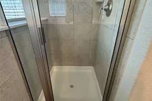 149 Camelot Pl Ct, Conroe, TX 77304 - Photo 17