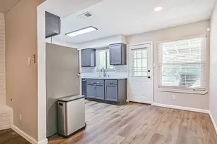15711 Sea Liner Dr, Houston, TX 77062 - Photo 11