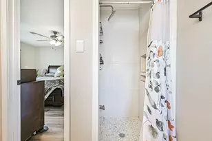 15711 Sea Liner Dr, Houston, TX 77062 - Photo 31