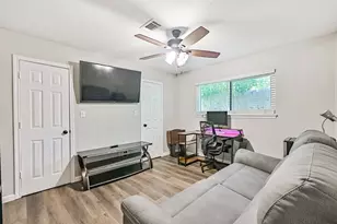 15711 Sea Liner Dr, Houston, TX 77062 - Photo 25