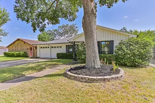 15711 Sea Liner Dr, Houston, TX 77062 - Photo 3