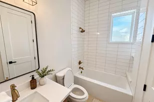1525 Caywood Ln, Houston, TX 77055 - Photo 1