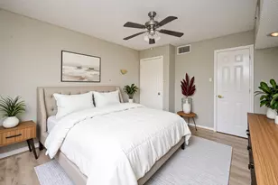 2826 S Bartell Dr, Houston, TX 77054 - Photo 5