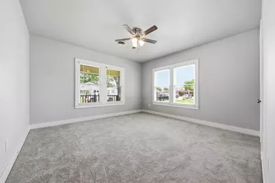 711 Bowie Street, Baytown, TX 77520 - Photo 17