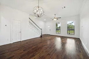 9026 Lakes at 610 Dr, Houston, TX 77054 - Photo 5