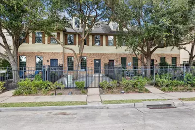 9026 Lakes At 610 Drive, Houston, TX 77054 - Photo 33