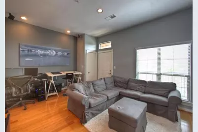 806 Jackson Hill Street #302, Houston, TX 77007 - Photo 3