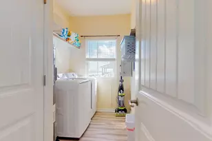 1822 Redfish Ln, Crystal Beach, TX 77650 - Photo 23