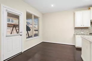 12601 Floral Park Ln, Pearland, TX 77584 - Photo 13