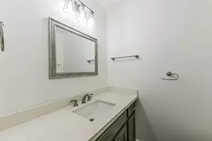 2502 Jamestown Mall, Houston, TX 77057 - Photo 17