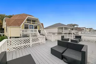 12901 E Barcelona, Galveston, TX 77554 - Photo 29