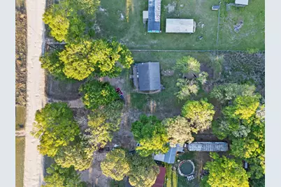 461 Trails End Drive, Cleveland, TX 77328 - Photo 19