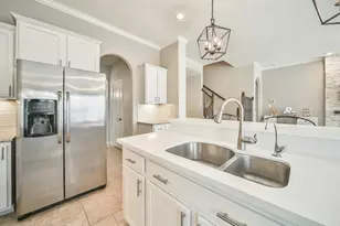 8510 Brinklow Point Dr, Cypress, TX 77433 - Photo 11