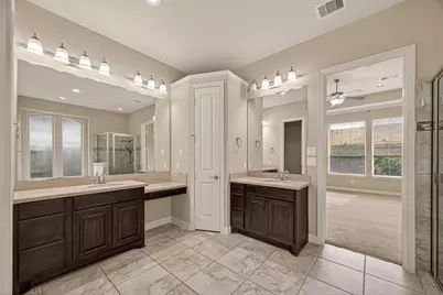 5423 Mason Mountain Lane, Houston, TX 77059 - Photo 35